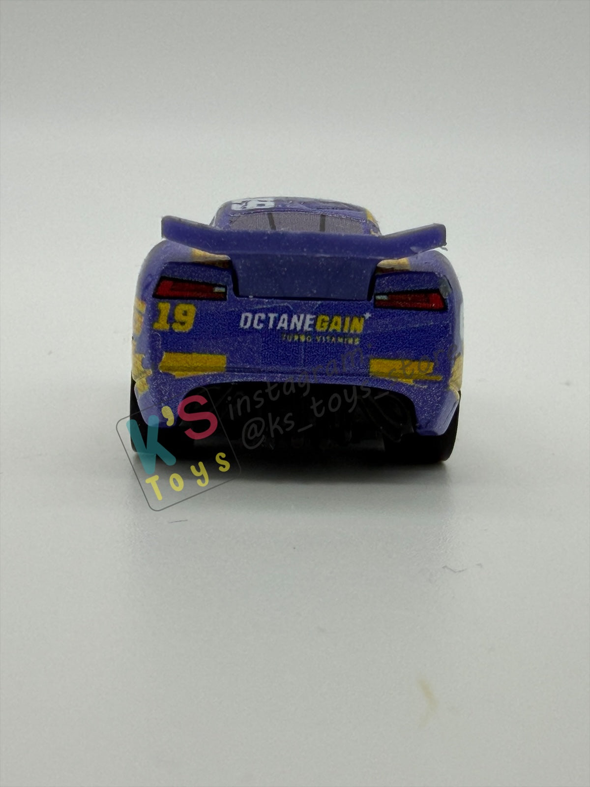 Loose Mini Racers Pixar Disney Cars, DANNY SWERVEZ - Good Condition
