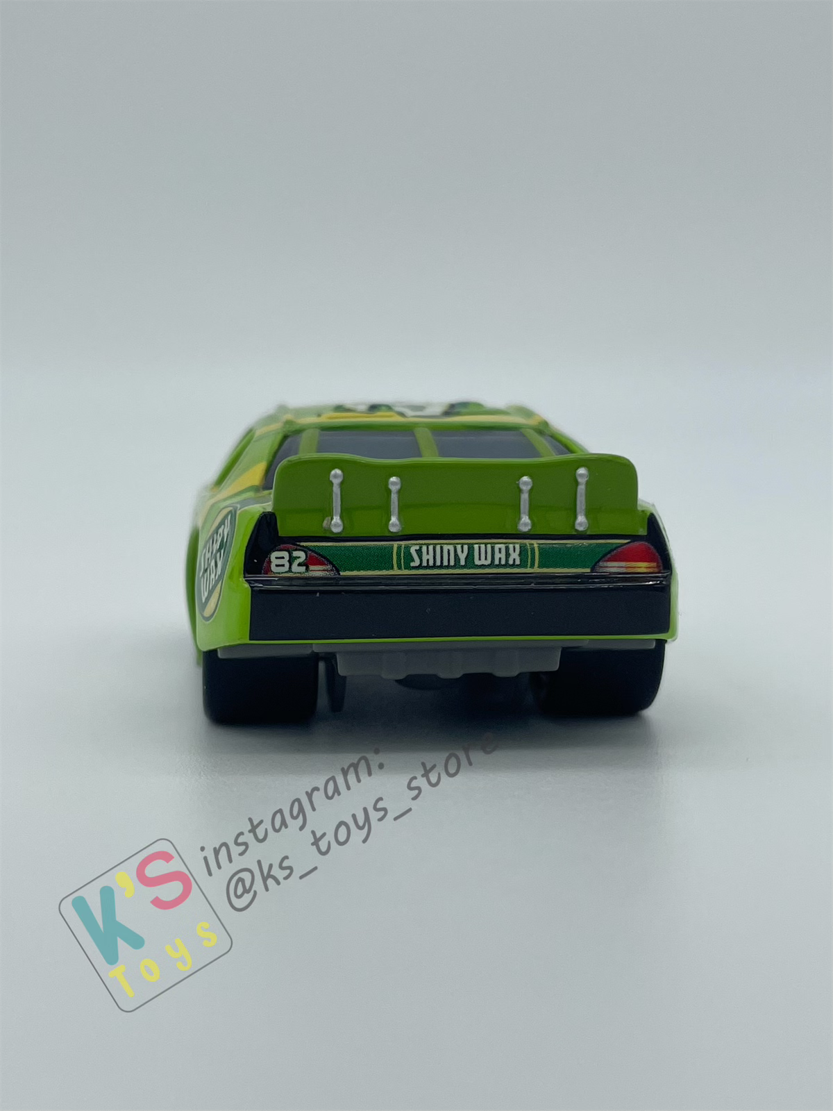 PRE-OWNED / LOOSE DISNEY PIXAR CARS - "SHINY WAX" RUBBER TIRES SERIES - DISPLAYED CONDITION