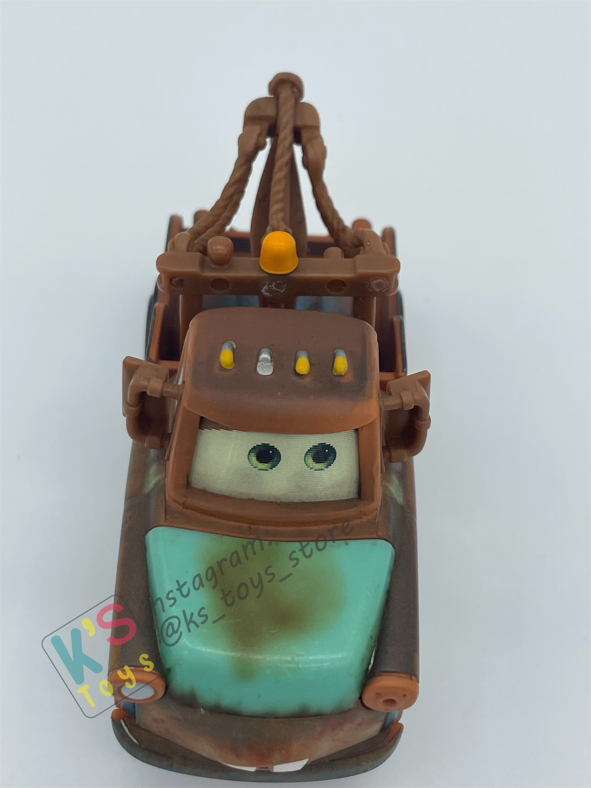 PRE-OWNED / LOOSE DISNEY PIXAR CARS - "MATER WITH HOOD" LENTICULAR EYES, CHASE SERIES - DISPLAYED CONDITION
