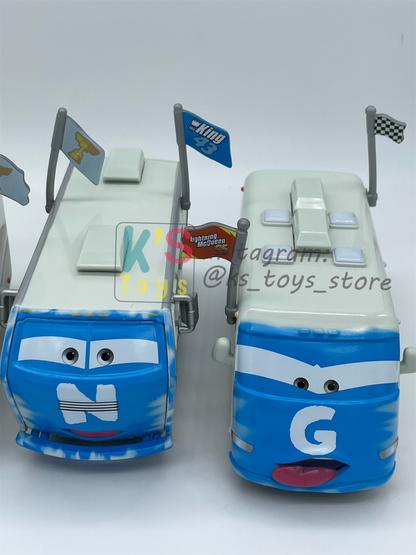 PRE-OWNED / LOOSE DISNEY PIXAR CARS "THE CONVOY BROTHERS" D23 EXPO PROMO EXCLUSIVE SERIES IN 2013 SDCC - DISPLAYED CONDITION