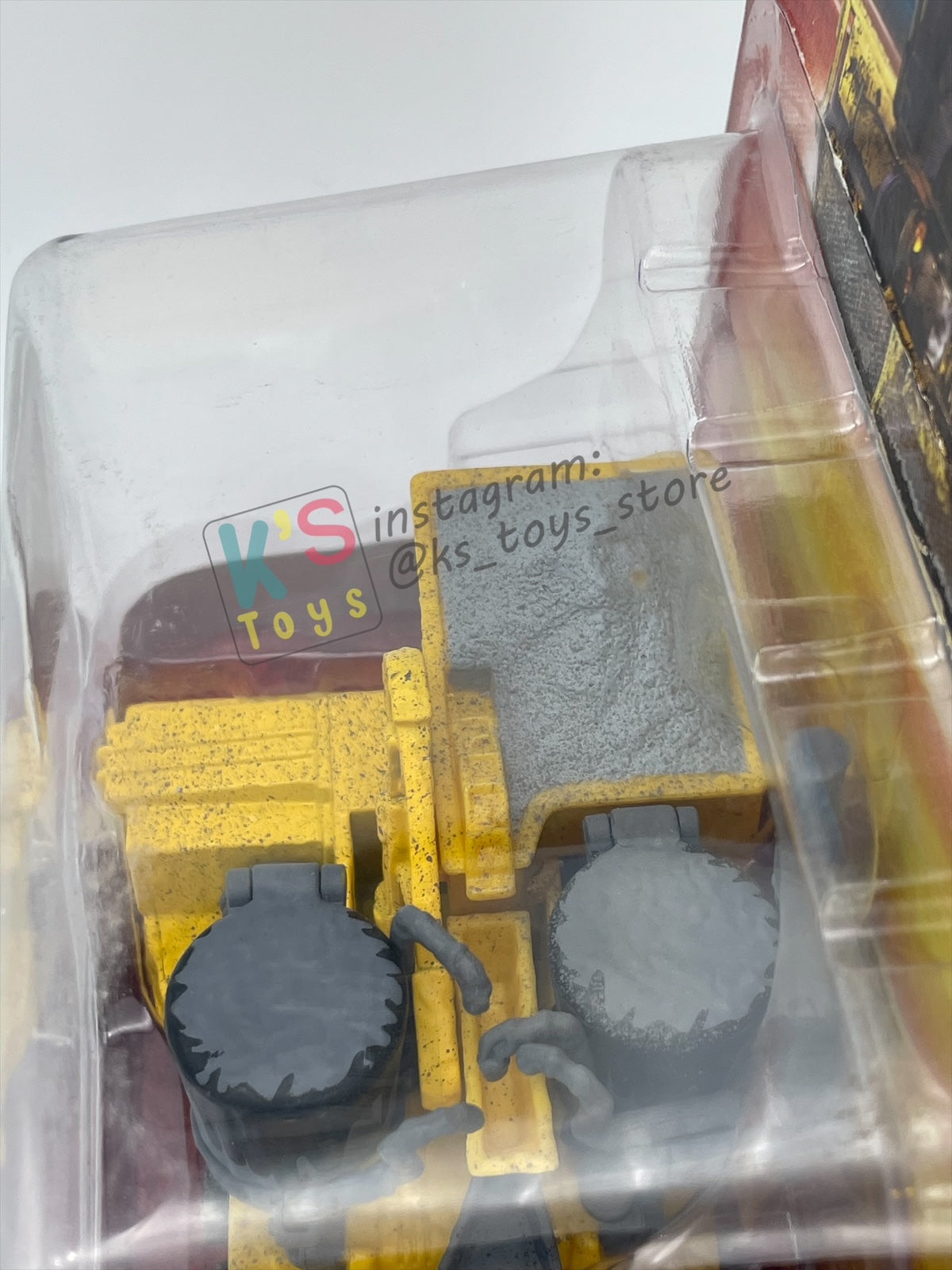 DELUXE DISNEY PIXAR CARS BY MATTEL, "BESSIE" FIRST RELEASED - BNIP - PACKAGING IS NOT IN MINT CONDITION