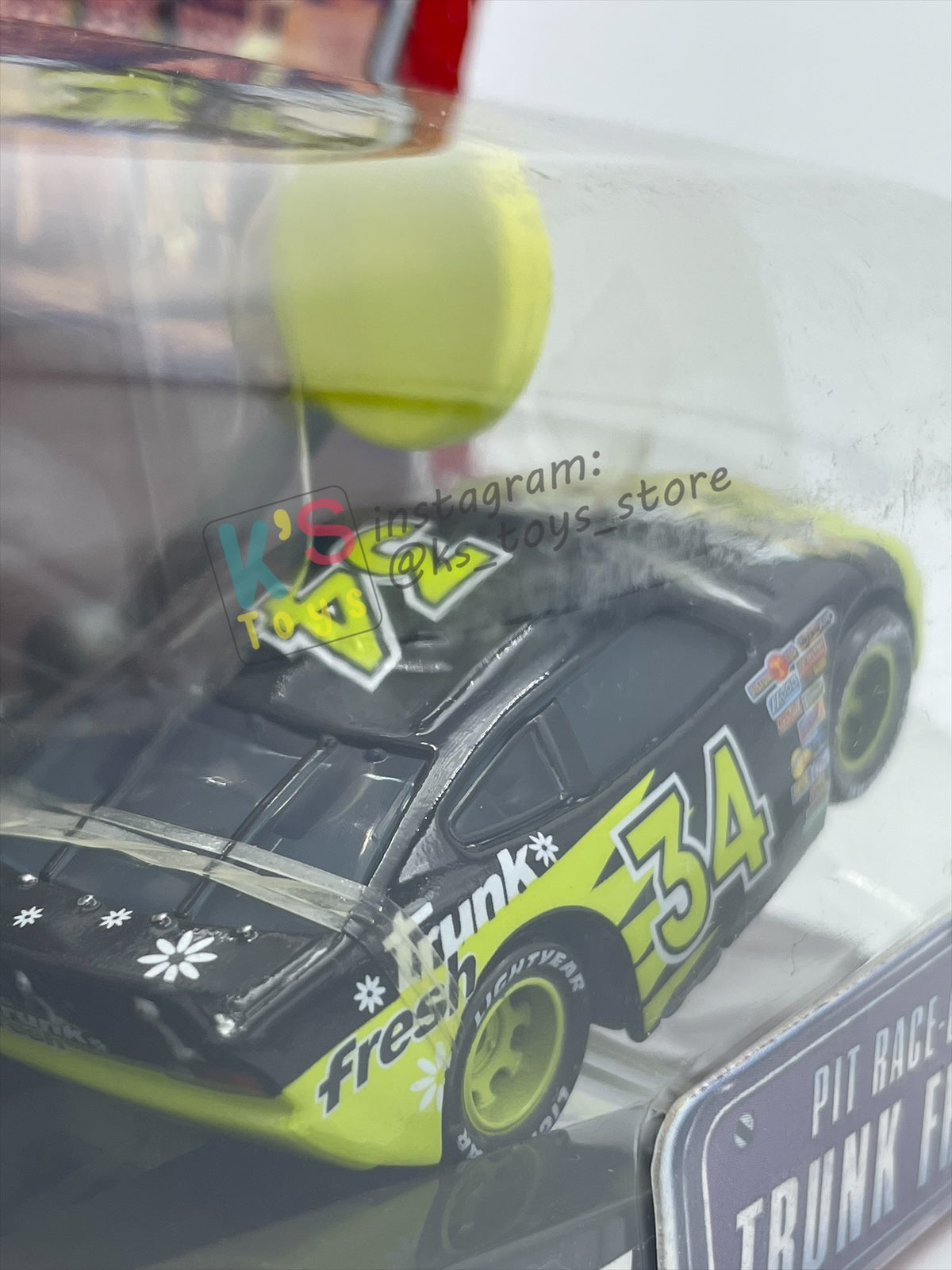 Disney Pixar Cars 1:55 by MATTEL, "PIT RACE-OFF TRUNK FRESH #34" , LAUNCH & RACE - BNIP