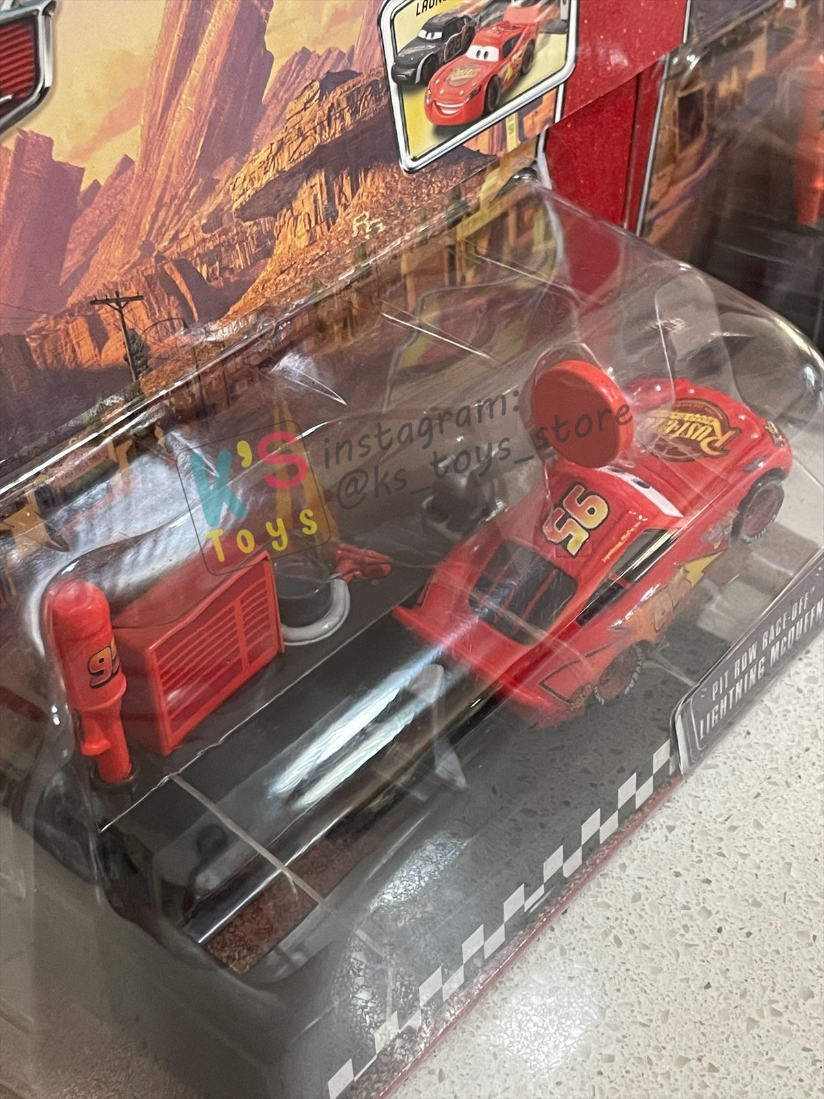 Disney Pixar Cars 1:55 by MATTEL, VALUE 2-PACK "PIT RACE-OFF LIGHTNING MCQUEEN CARS 1 AND NITROADE" LAUCNH AND RACE SERIES - RACE ORAMA - BNIP
