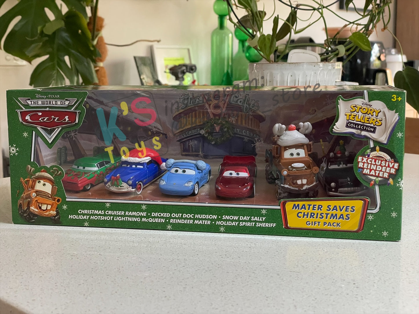 GIFT SET Disney Pixar Cars by MATTEL, EXCLUSIVE 6 PACK MATER SAVES CHRISTMAS - CHRISTMAS CRUISER RAMONE / DECKED OUT DOC HUDSON / SNOW DAY SALLY / HOLIDAY HOTSHOT LIGHTNING MCQUEEN / REINDEER MATER / HOLIDAY SPIRIT SHERIFF - BNIP