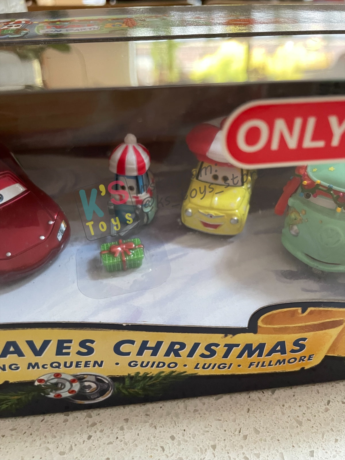 GIFT SET Disney Pixar Cars by MATTEL, EXCLUSIVE 5 PACK MATER SAVES CHRISTMAS - WINTER CRUISER RAMONE - LIGHTNING MCQUEEN - GUIDO LUIGI - FILLMORE - BNIP