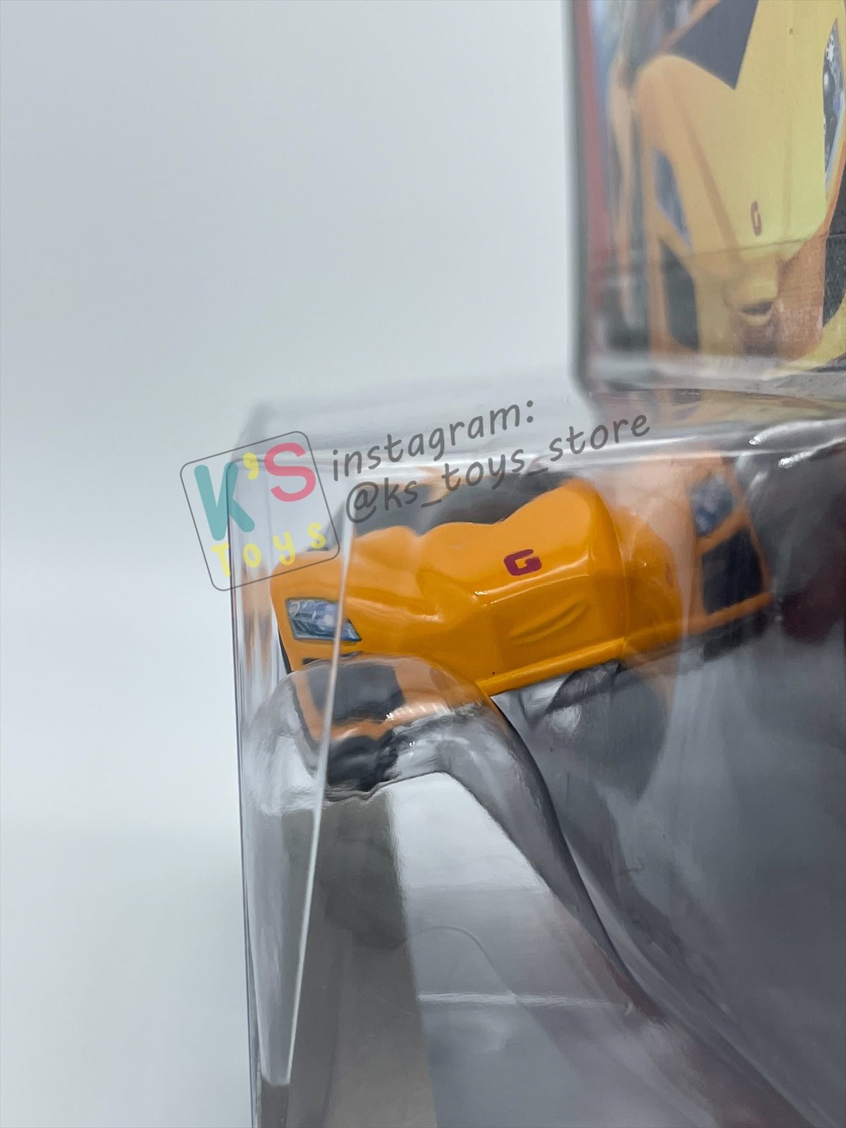 DISNEY PIXAR CARS 1:55 BY MATTEL "FABRIZIO" CHASE CARS 2 SERIES - BNIP