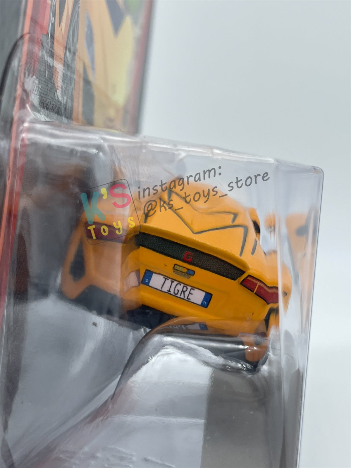 DISNEY PIXAR CARS 1:55 BY MATTEL "FABRIZIO" CHASE CARS 2 SERIES - BNIP