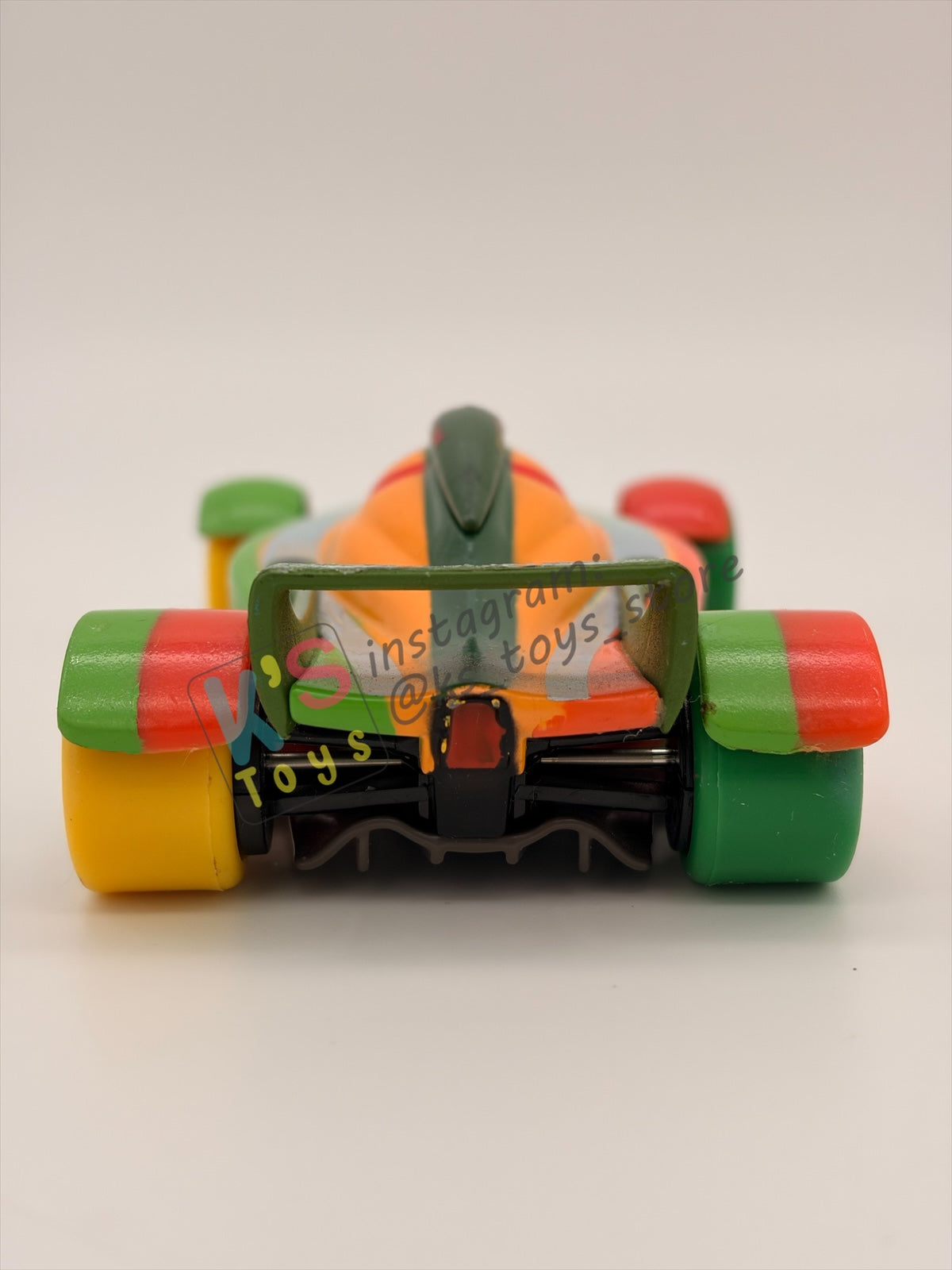 DISNEY STORE OF DISNEY PIXAR CARS 1:43 - CARNIVAL CUP RIP CLUTCHGONESKI - CARNIVAL CUP SERIES - PRE-OWNE