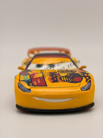 DISNEY STORE OF DISNEY PIXAR CARS 1:43 - CARNIVAL CUP MIGUEL CAMINO - CARNIVAL CUP SERIES - PRE-OWNED