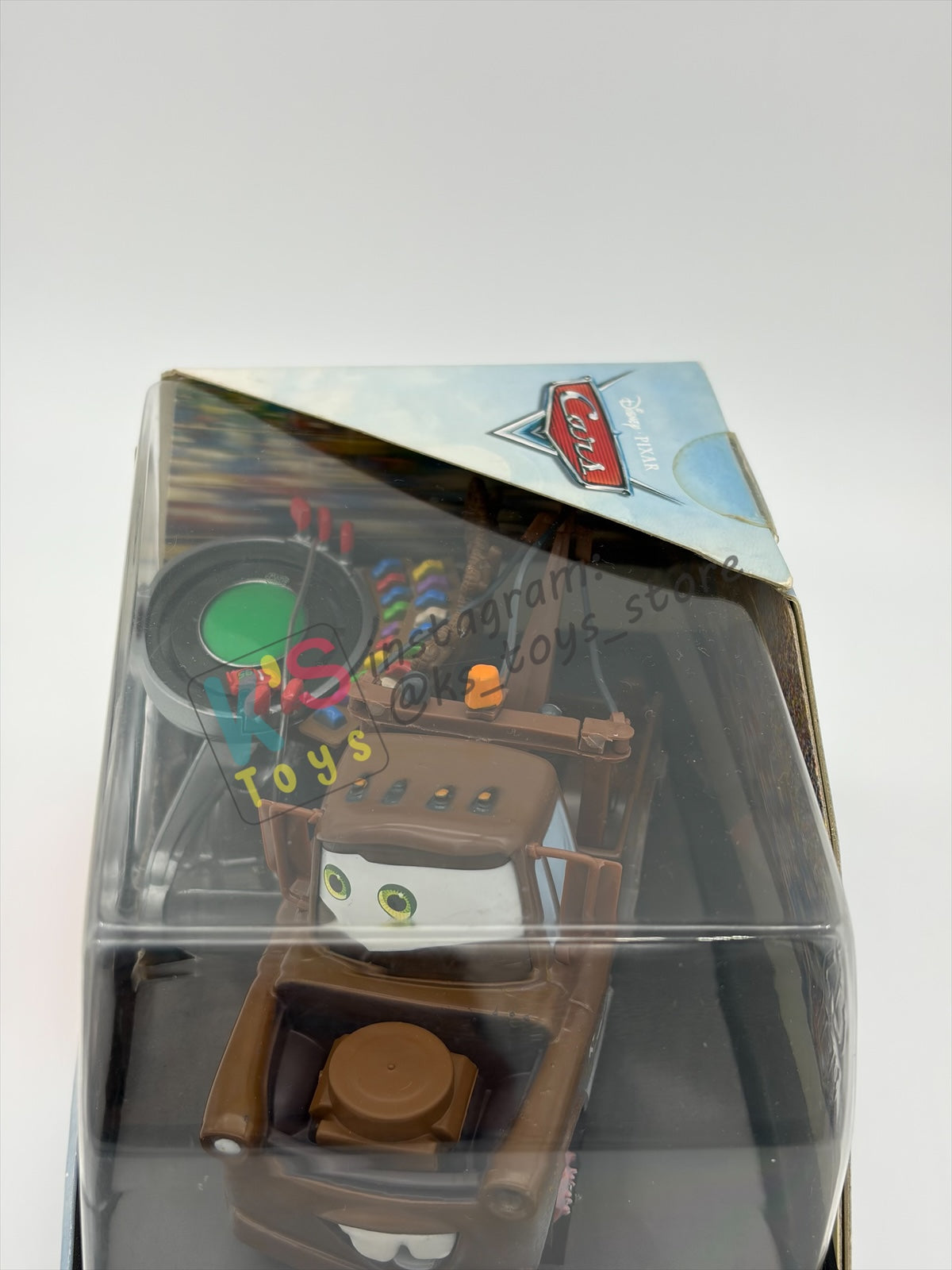 Disney Store Version of Disney Pixar Cars 1:43 - MATER WITH STADIUM/RACE-TRACK HAT - BNIP