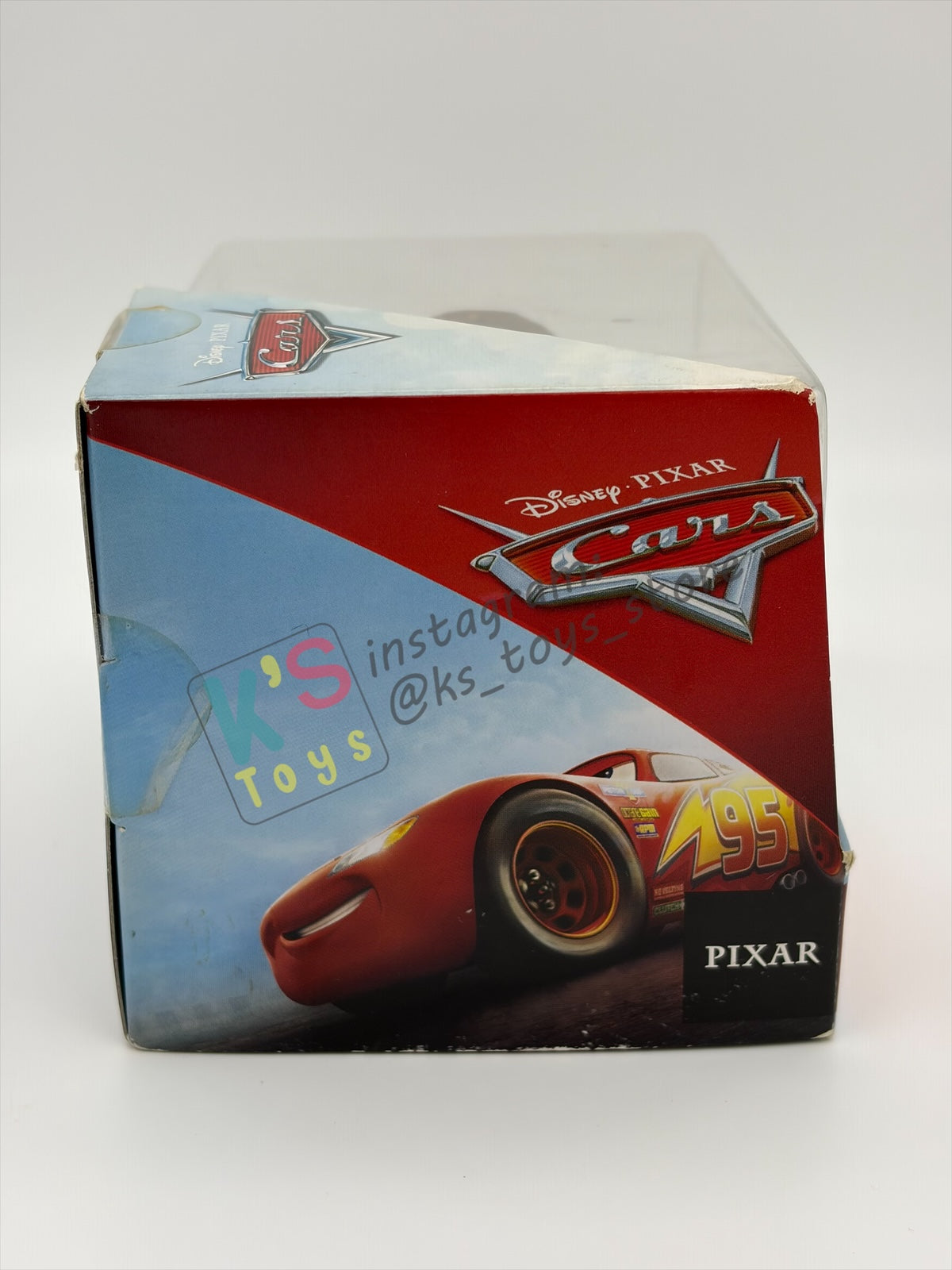 Disney Store Version of Disney Pixar Cars 1:43 - MATER WITH STADIUM/RACE-TRACK HAT - BNIP