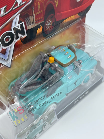 DISNEY PIXAR CARS "DR. MATER" RESCUE SQUAD MATER SERIES - Cars Toon - BNIP