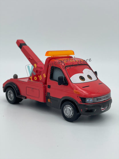 PRE-OWNED / LOOSE DISNEY PIXAR CARS BY MATTEL - "TOWIN EOIN" (MISSING THE HANGING TOW) - PLAYED WITH CONDITION - READ DESCRIPTION!!!!!!!!!!!