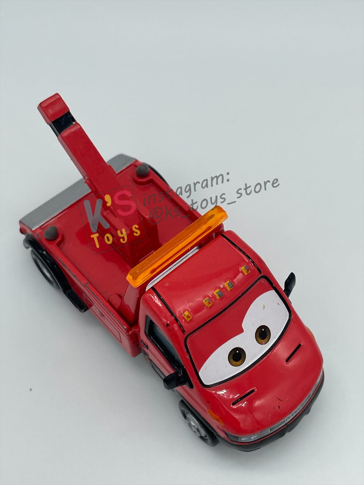 PRE-OWNED / LOOSE DISNEY PIXAR CARS BY MATTEL - "TOWIN EOIN" (MISSING THE HANGING TOW) - PLAYED WITH CONDITION - READ DESCRIPTION!!!!!!!!!!!