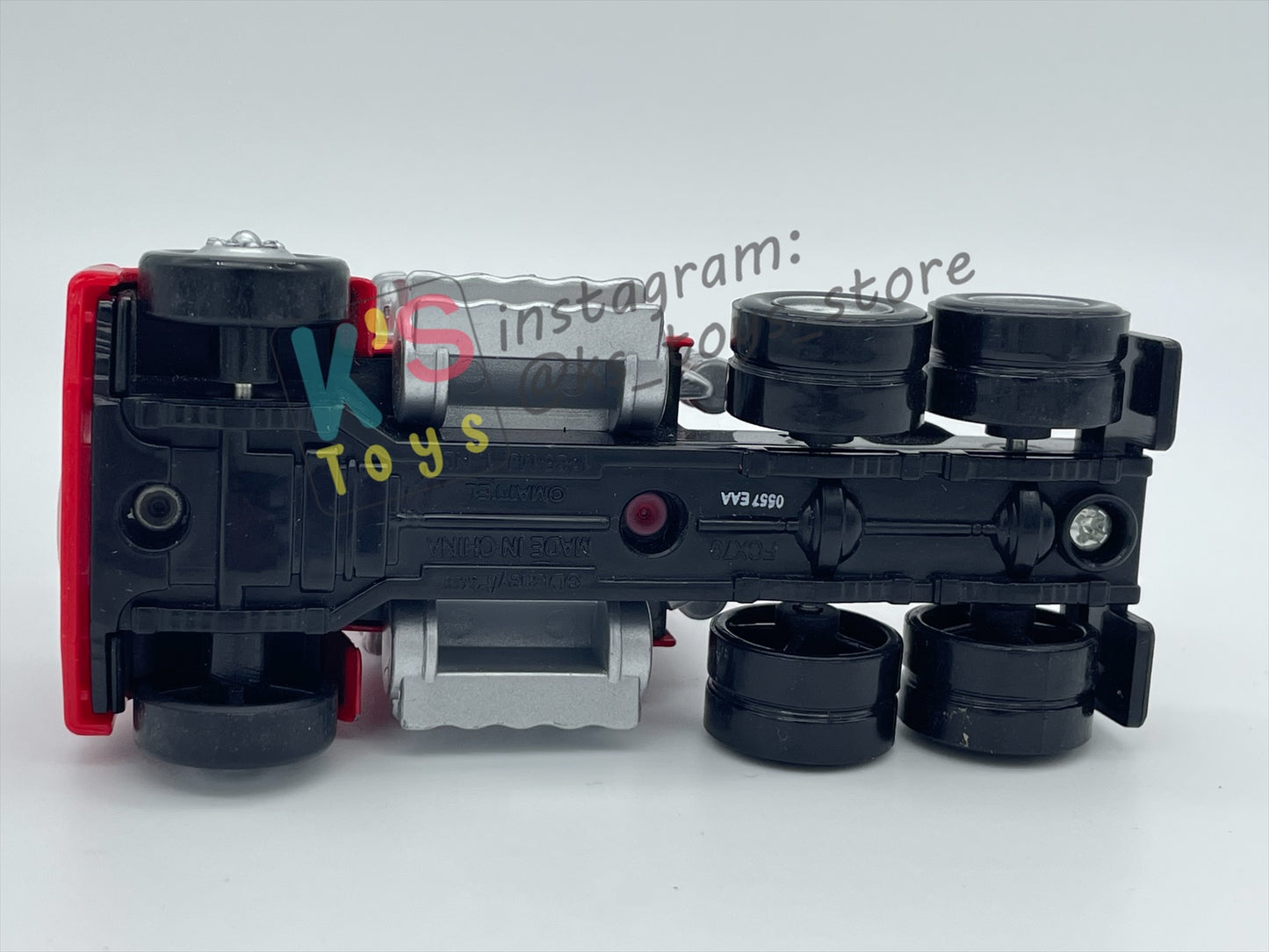PRE-OWNED / LOOSE DISNEY PIXAR CARS BY MATTEL - "MACK (SEMI TRUCK)" - CARS 3 SERIES - NEAR MINT CONDITION - READ DESCRIPTION!!!!!!!!!!!