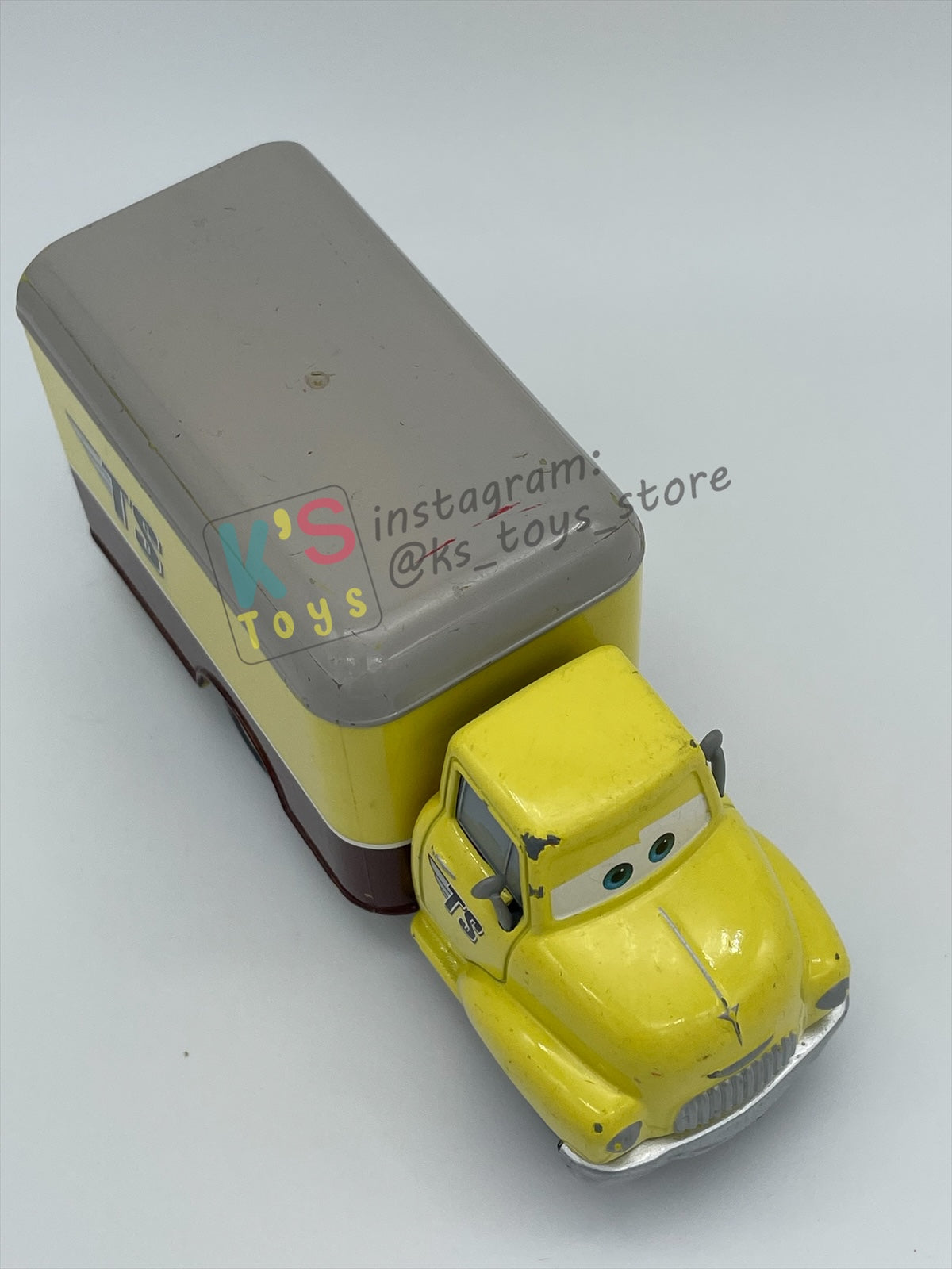 PRE-OWNED / LOOSE DISNEY PIXAR CARS BY MATTEL - "DUSTIN MELLOWS" - PLAYED WITH CONDITION - READ DESCRIPTION!!!!!!!!!!!