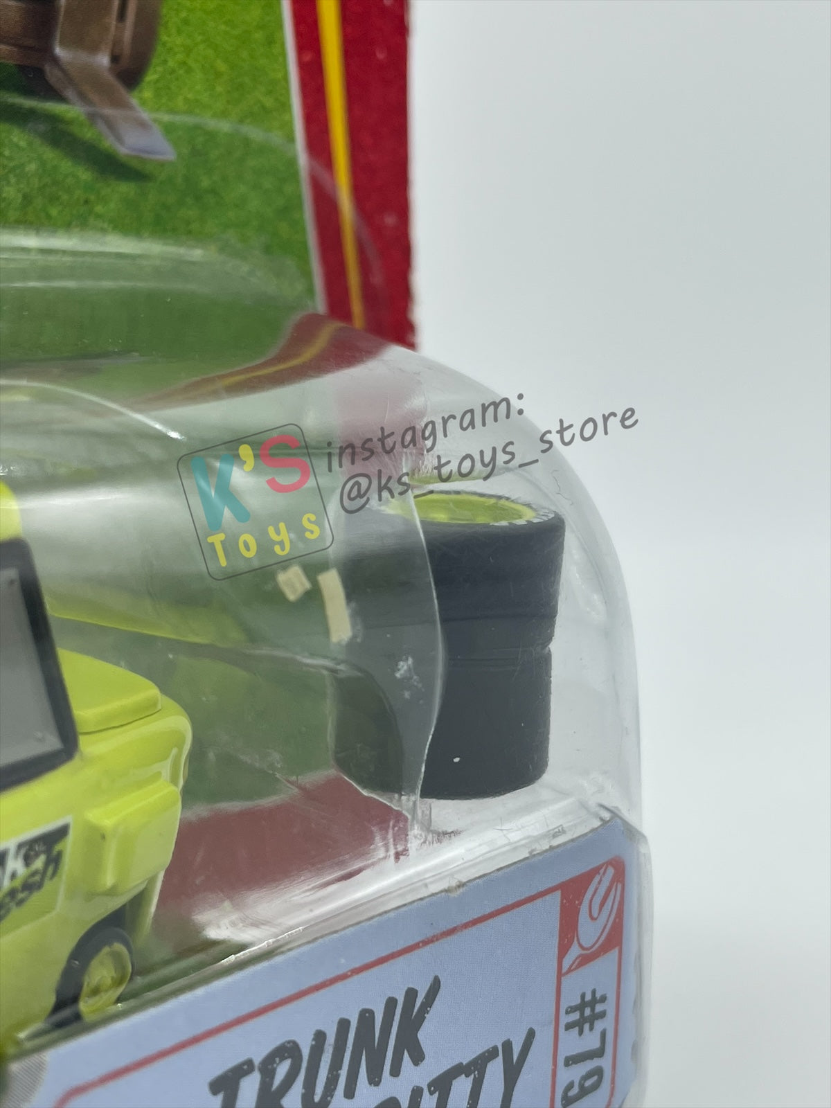 DISNEY PIXAR CARS 1:55 BY MATTEL, TRUNK FRESH PITTY - RACE ORAMA - BNIP *PACKAGING NOT IN MINT CONDITION!!**