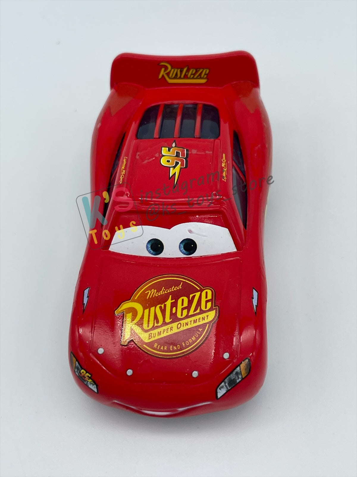 PRE-OWNED / LOOSE DISNEY PIXAR CARS 1:55 BY MATTEL - "HUDSON HORNET PISTON CUP LIGHTNING MCQUEEN" CARS 2 SERIES - NEAR MINT CONDITION