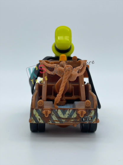 PRE-OWNED / LOOSE DISNEY PIXAR CARS - "GOOFY MATER" EXCLUSIVE DISNEY PARKS - NEAR MINT CONDITION