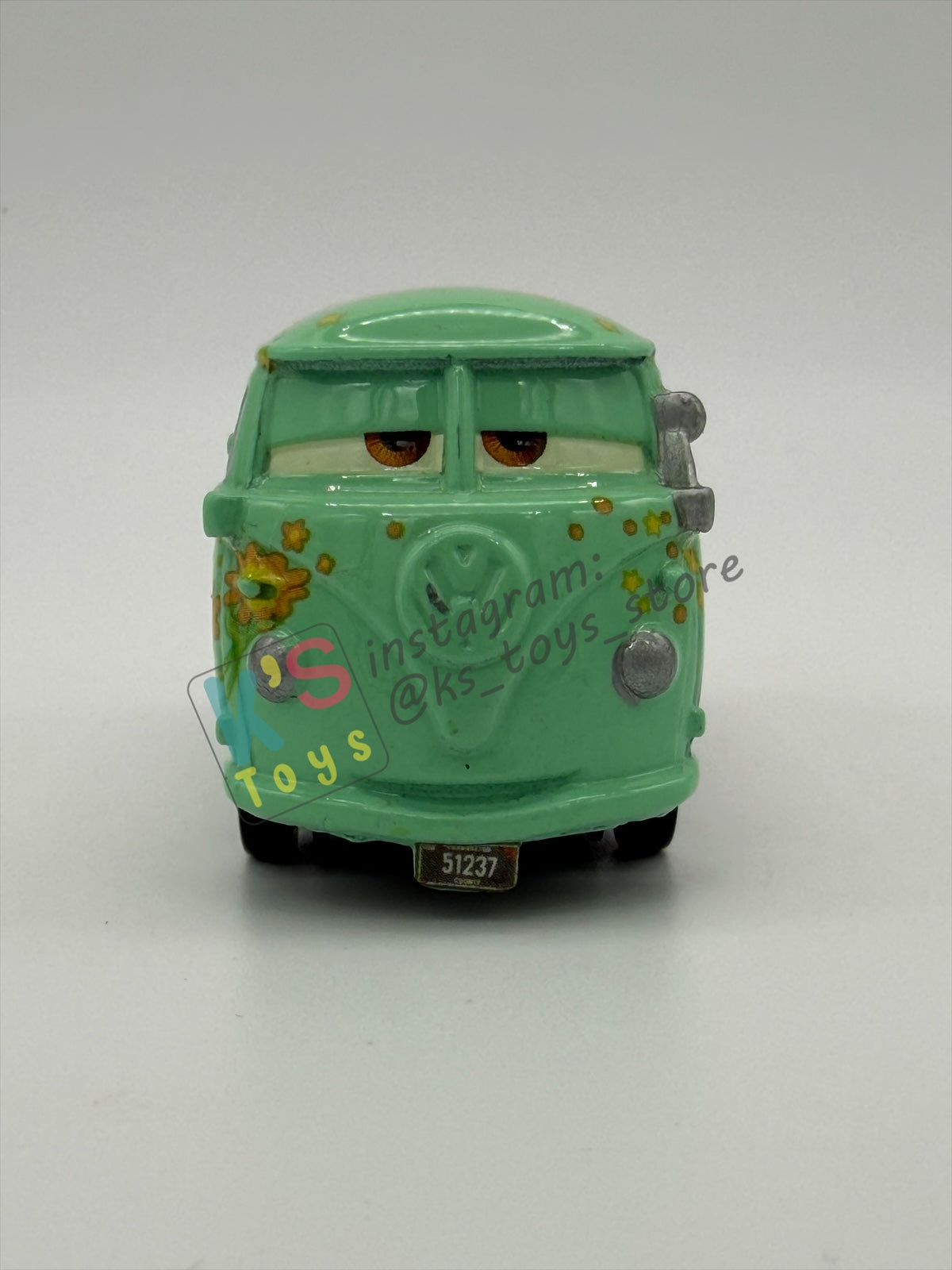 PRE-OWNED / LOOSE DISNEY PIXAR CARS - "FILLMORE" CARS SERIES - NEAR MINT CONDITION
