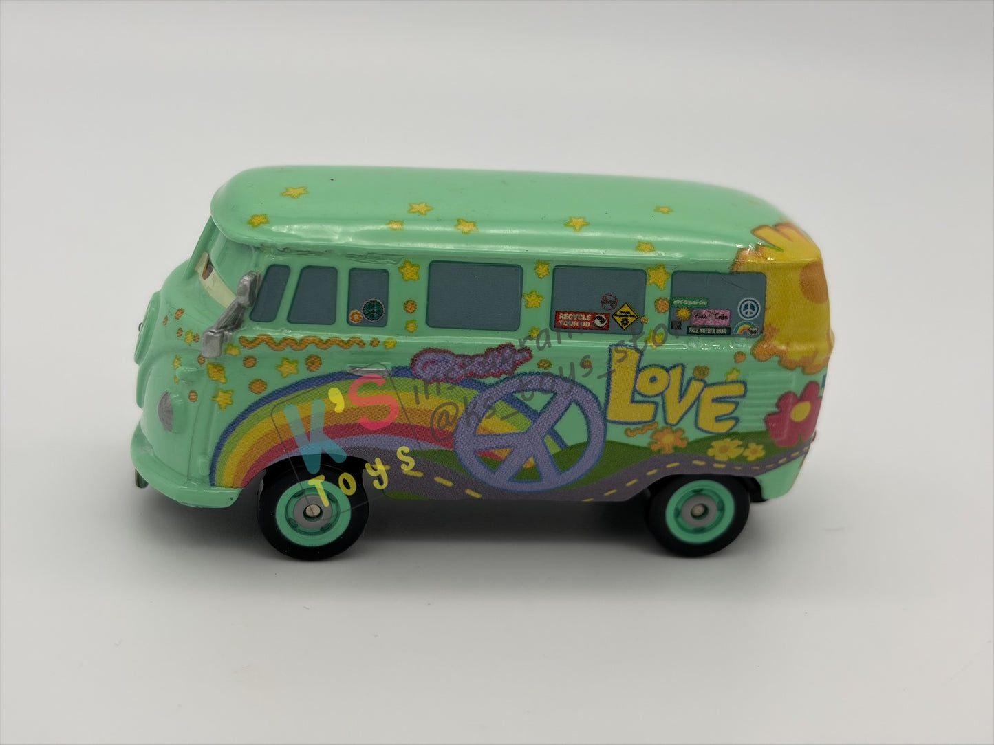 PRE-OWNED / LOOSE DISNEY PIXAR CARS - "FILLMORE" CARS SERIES - NEAR MINT CONDITION
