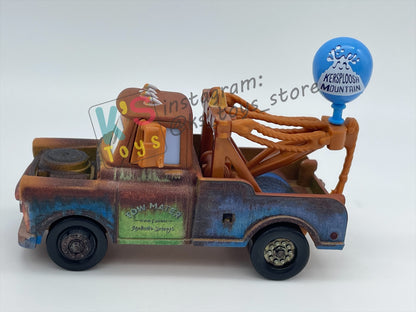 PRE-OWNED / LOOSE DISNEY PIXAR CARS - "MATER WITH BALLOON" - THAILAND 2022 RE-RELEASED - DISPLAYED CONDITION