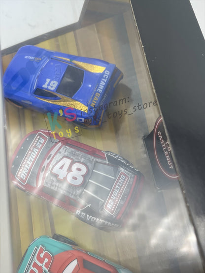 GIFT SET OF DISNEY PIXAR CARS 1:55 BY MATTEL - RACE TO WIN 4-PACK "T.G CASTLENUT, MURRAY CLUTCHBURN, DANNY SWERVEZ, TIM TREADLESS" - BNIB