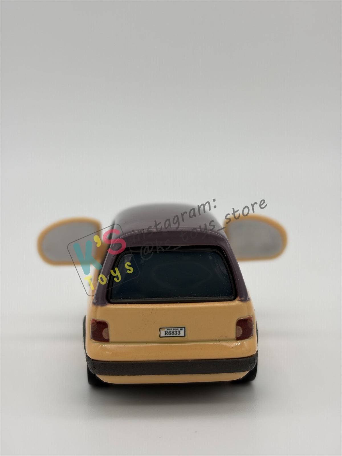 PRE-OWNED / LOOSE DISNEY PIXAR CARS - CIRCUS VAN - SUPER CHASE SERIES - PRE-OWNED IN GOOD CONDITION - READ DESCRIPTION!!!!!!