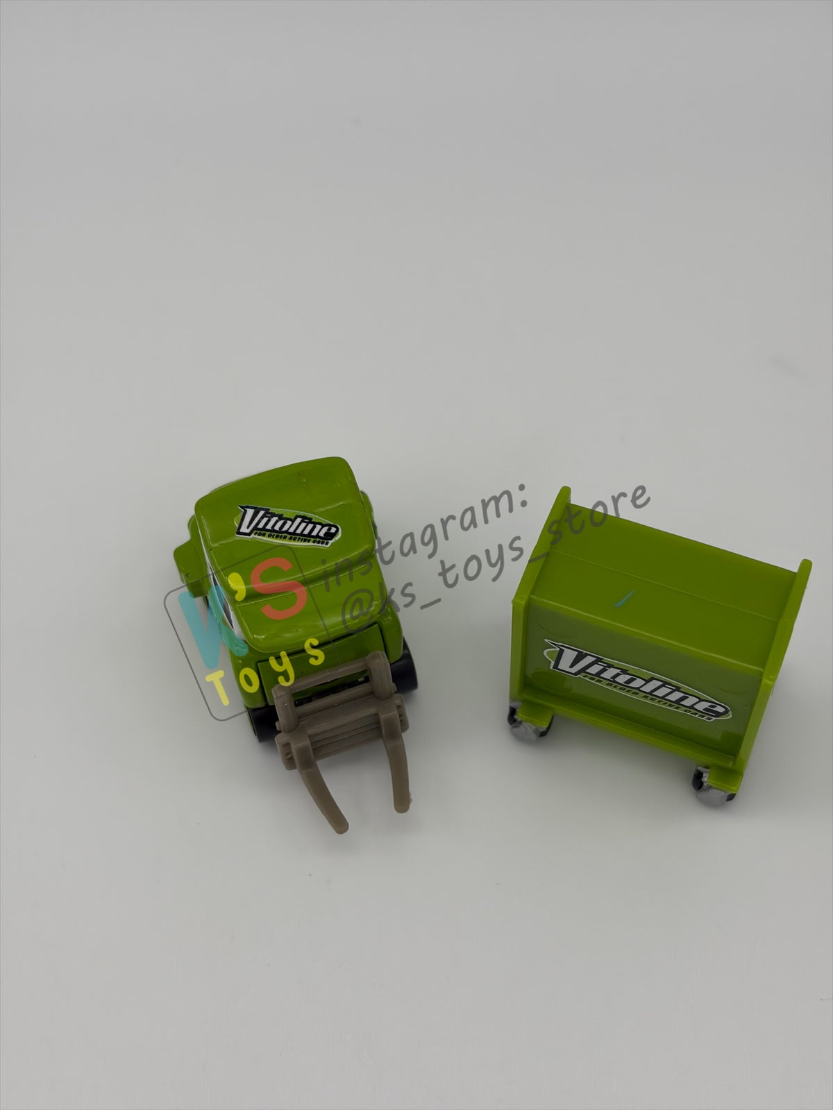 PRE-OWNED / LOOSE DISNEY PIXAR CARS - "VITOLINE PITTY" CARS 1 - PRE-OWNED IN GOOD CONDITION - READ DESCRIPTION!!!!!!