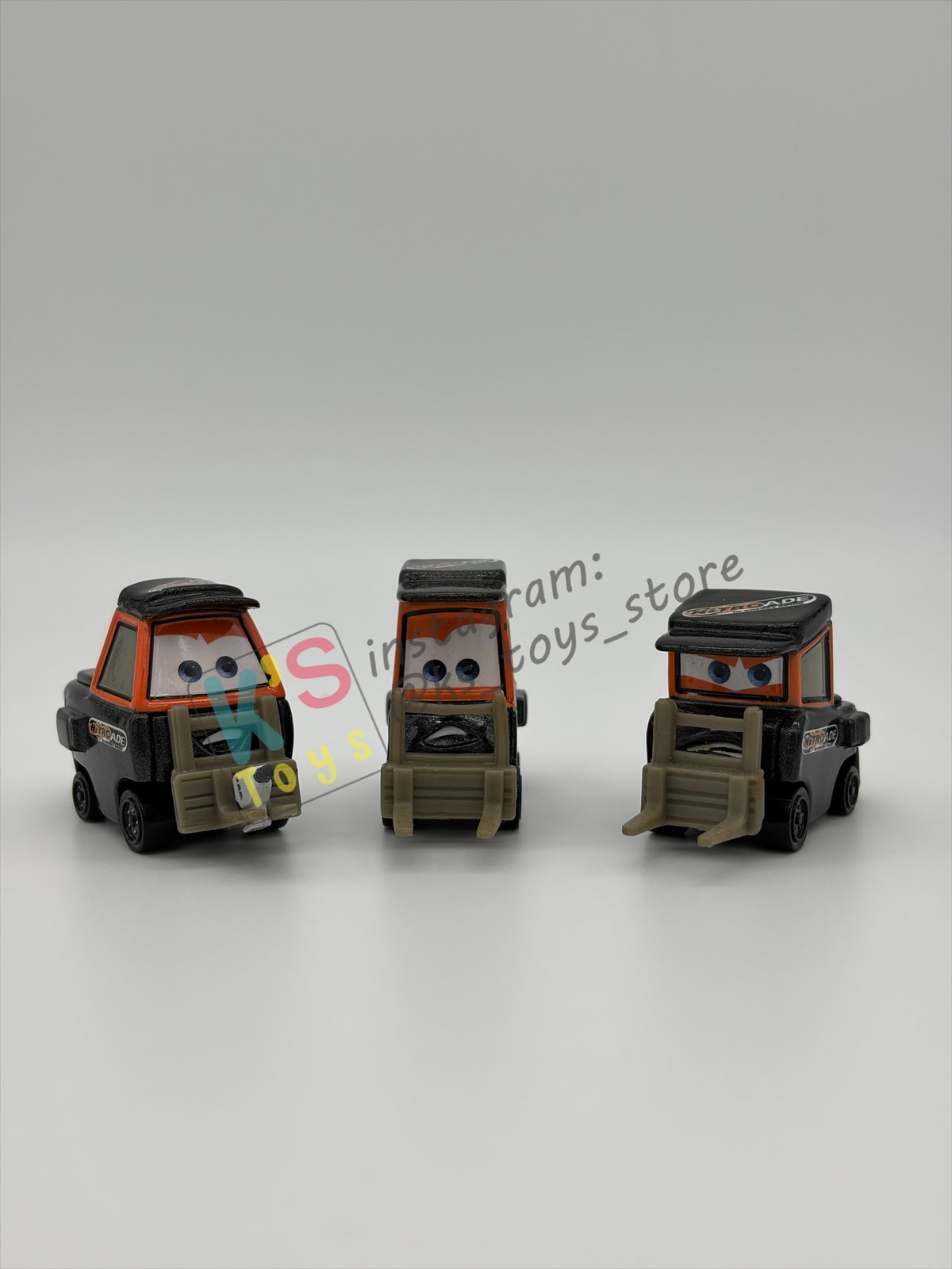 PRE-OWNED / LOOSE DISNEY PIXAR CARS - "NITROADE WIDE PITTY WITH TOOL, NITROADE THIN PITTY, HUGO FAST (NITROADE PITTY)" FROM 4-PACK TEAM NITROADE CREW GIFT PACK CARS 1 - PRE-OWNED IN GOOD CONDITION - READ DESCRIPTION!!!!!!