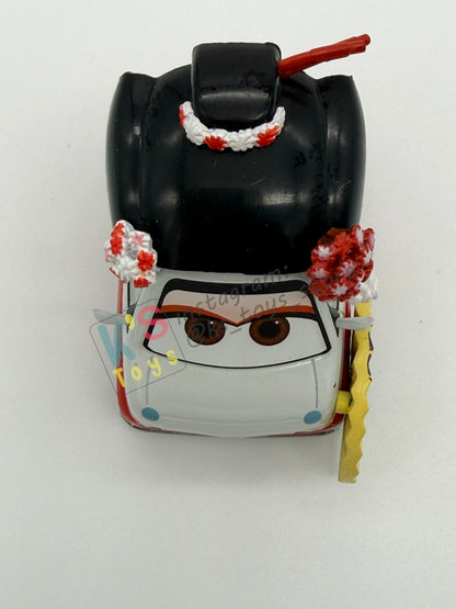 PRE-OWNED / LOOSE DISNEY STORE OF DISNEY PIXAR CARS 1:43 - TAMIKO, SHIGEKO AND OKUNI - TRAVELLING THROUGH TOKYO SERIES - IN NEAR MINT CONDITION
