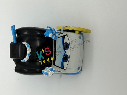 PRE-OWNED / LOOSE DISNEY STORE OF DISNEY PIXAR CARS 1:43 - TAMIKO, SHIGEKO AND OKUNI - TRAVELLING THROUGH TOKYO SERIES - IN NEAR MINT CONDITION
