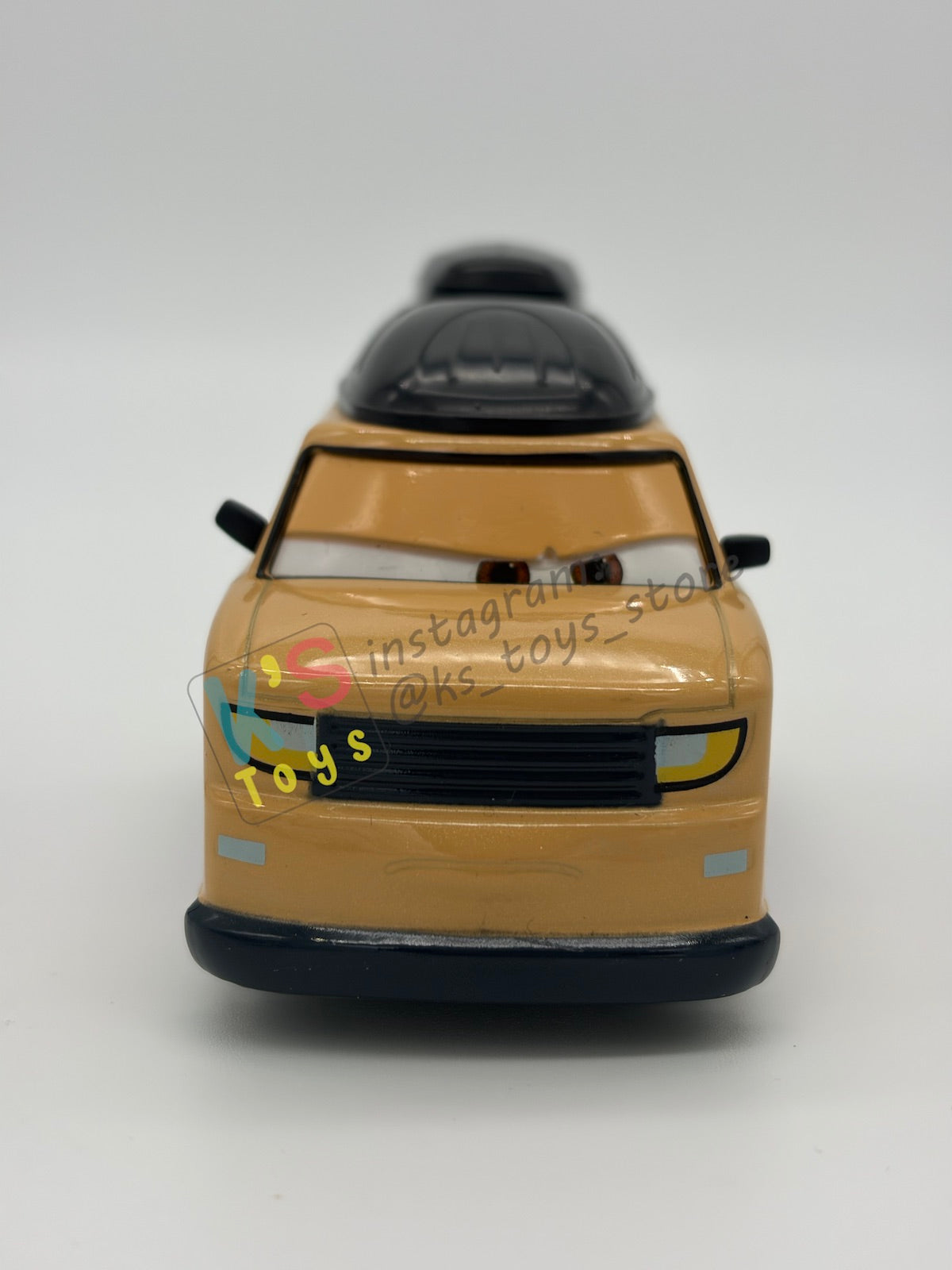 PRE-OWNED / LOOSE DISNEY STORE OF DISNEY PIXAR CARS 1:43 - KINGPIN NOBUNAGA  - TRAVELLING THROUGH TOKYO SERIES - NEAR MINT CONDITION