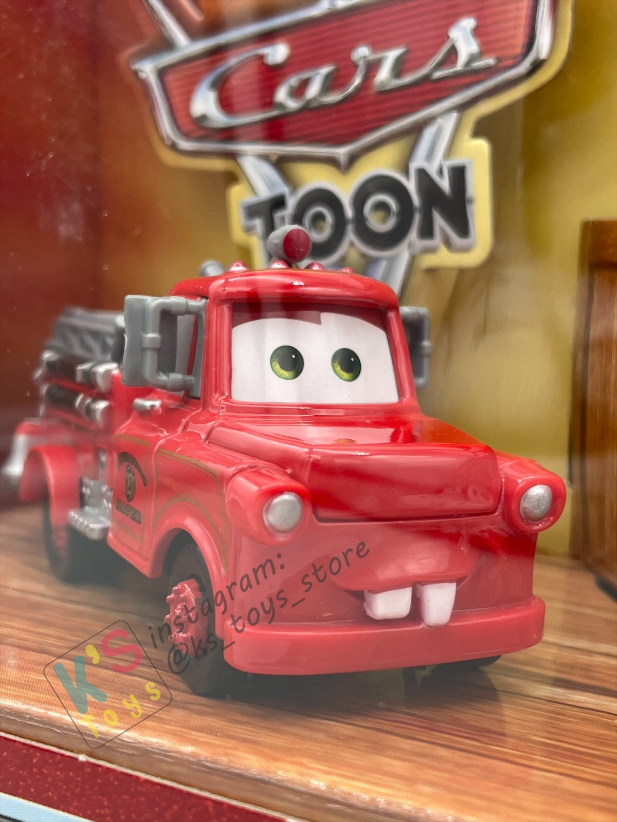 DISNEY PIXAR CARS BY MATTEL - CARS TOON RESCUE SQUAD MATER 4-PACK GIFT SET "RESCUE SQUAD MATER, RESCUE SQUAD CHOPPER, DALMATIAN MIA AND DALMATIAN TIA" - BNIB