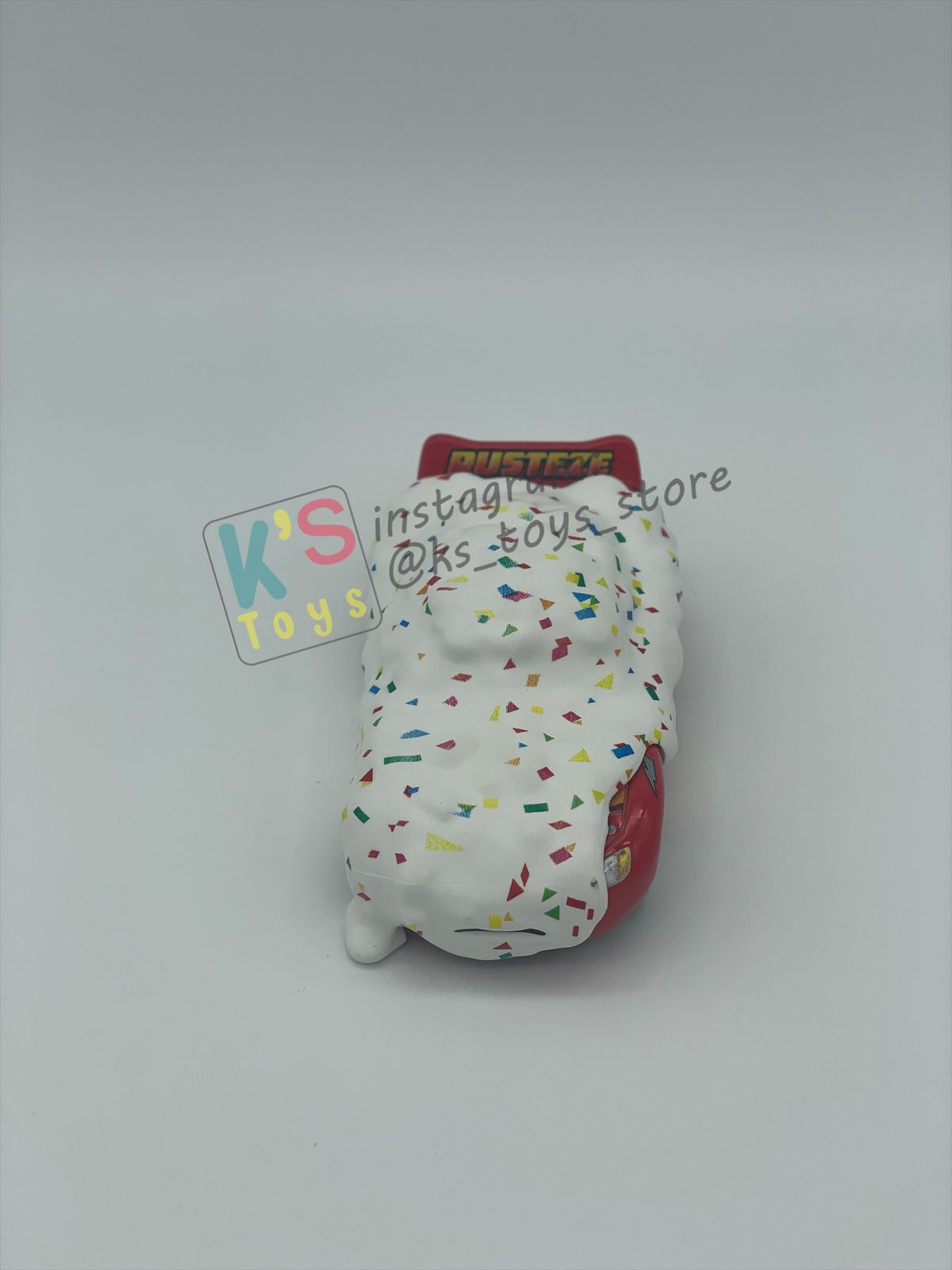 PRE-OWNED / LOOSE DISNEY PIXAR CARS 1:55 BY MATTEL - "CUPCAKE LIGHTNING MCQUEEN, METALLIC FINISH" FUNNY FLASHBACK - MINT CONDITION