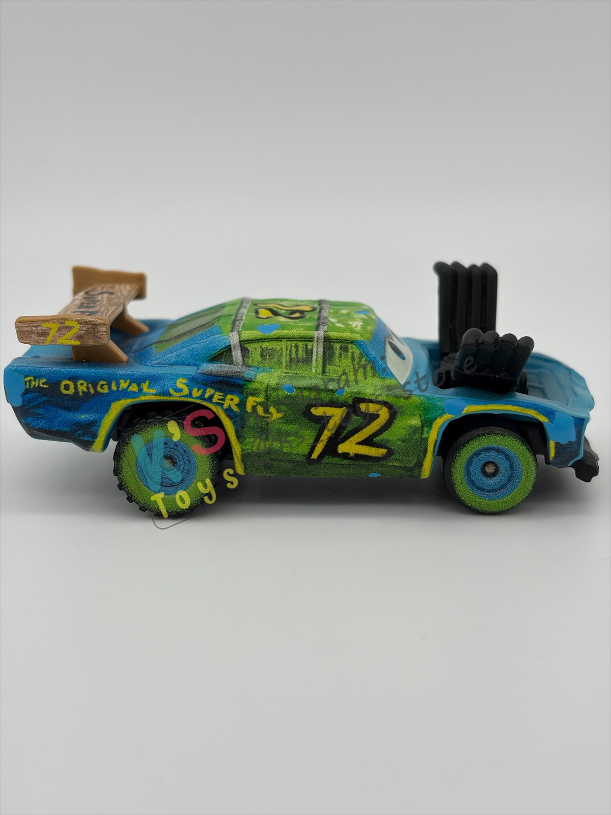 PRE-OWNED / LOOSE DISNEY PIXAR CARS - "SUPERFLY" THUNDER HOLLOW SERIES - MINT / NEAR MINT CONDITION - READ DESCRIPTION!!!!!!