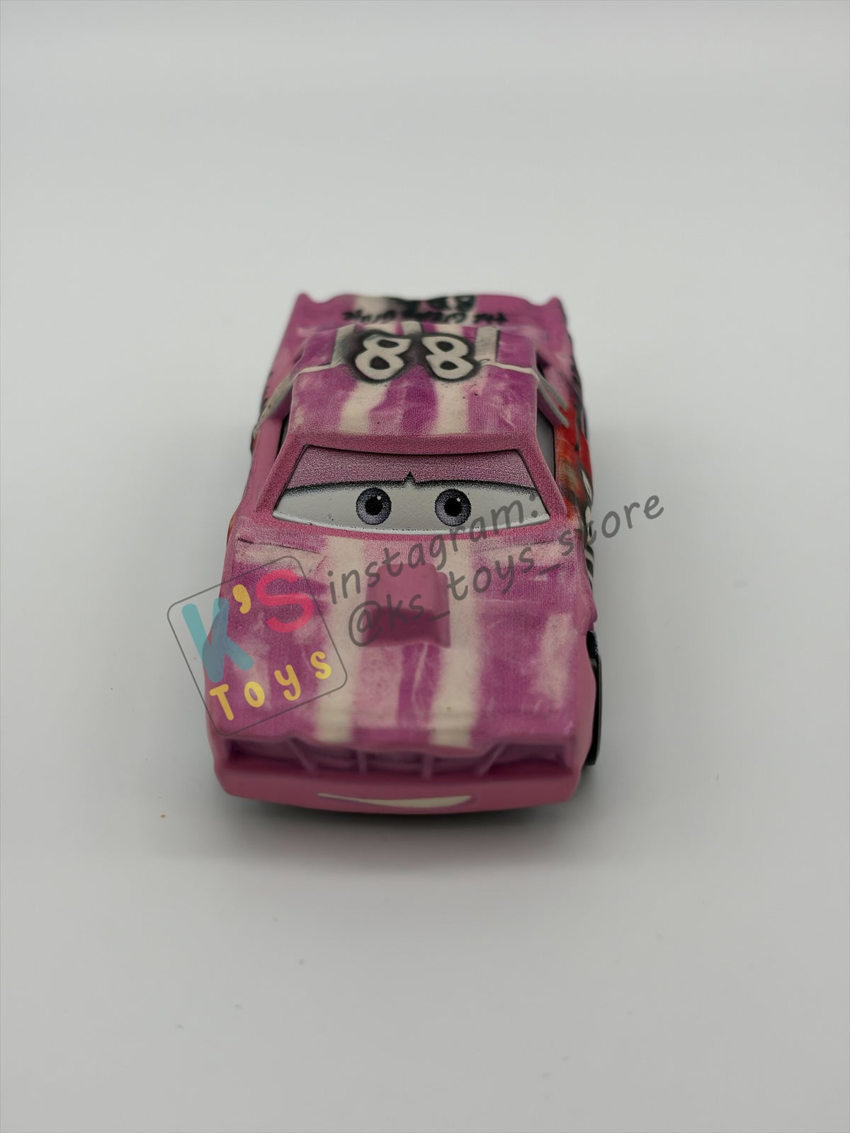 PRE-OWNED / LOOSE DISNEY PIXAR CARS - "TAILGATE" THUNDER HOLLOW SERIES - NEAR MINT CONDITION - READ DESCRIPTION!!!!!!