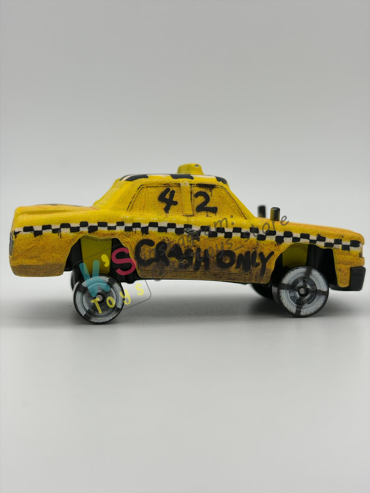 PRE-OWNED / LOOSE DISNEY PIXAR CARS - "FAREGAME" THUNDER HOLLOW SERIES - NEAR MINT CONDITION - READ DESCRIPTION!!!!!!