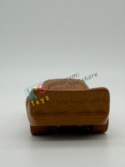 PRE-OWNED / LOOSE DISNEY PIXAR CARS - "LIGHTNING MCQUEEN AS CHESTER WHIPPLEFILTER (SHINY VARIANT)" THUNDER HOLLOW SERIES - NEAR MINT CONDITION - READ DESCRIPTION!!!!!!