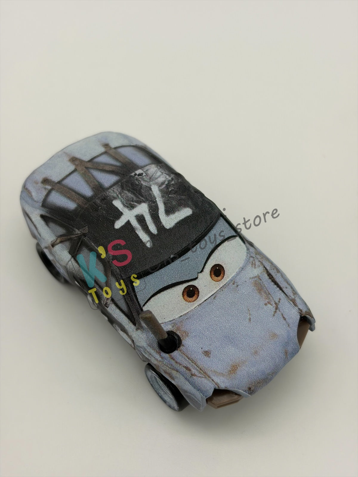 PRE-OWNED / LOOSE DISNEY PIXAR CARS - "PATTY (VARIANT 2)" THUNDER HOLLOW SERIES - NEAR MINT CONDITION - READ DESCRIPTION!!!!!!