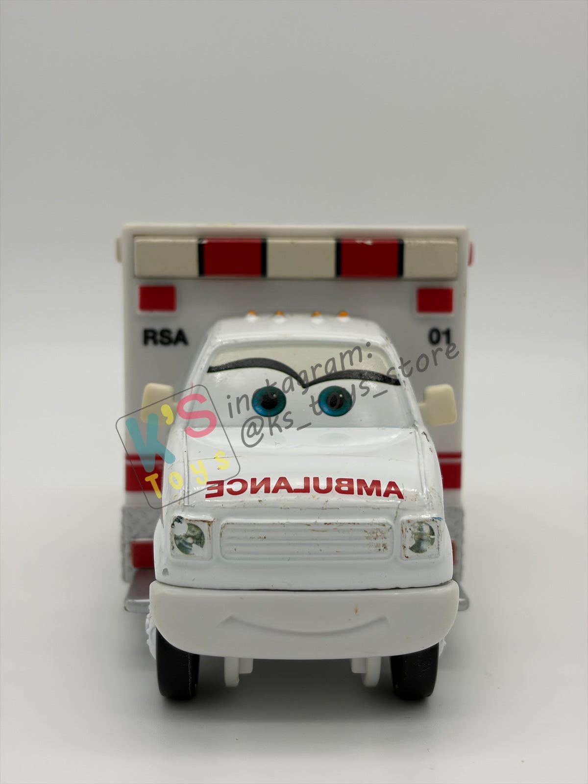 PRE-OWNED / LOOSE DISNEY PIXAR CARS - "RESCUE SQUAD AMBULANCE’" RESCUE SQUAD MATER - GOOD CONDITION - READ DESCRIPTION!!!!!!!!