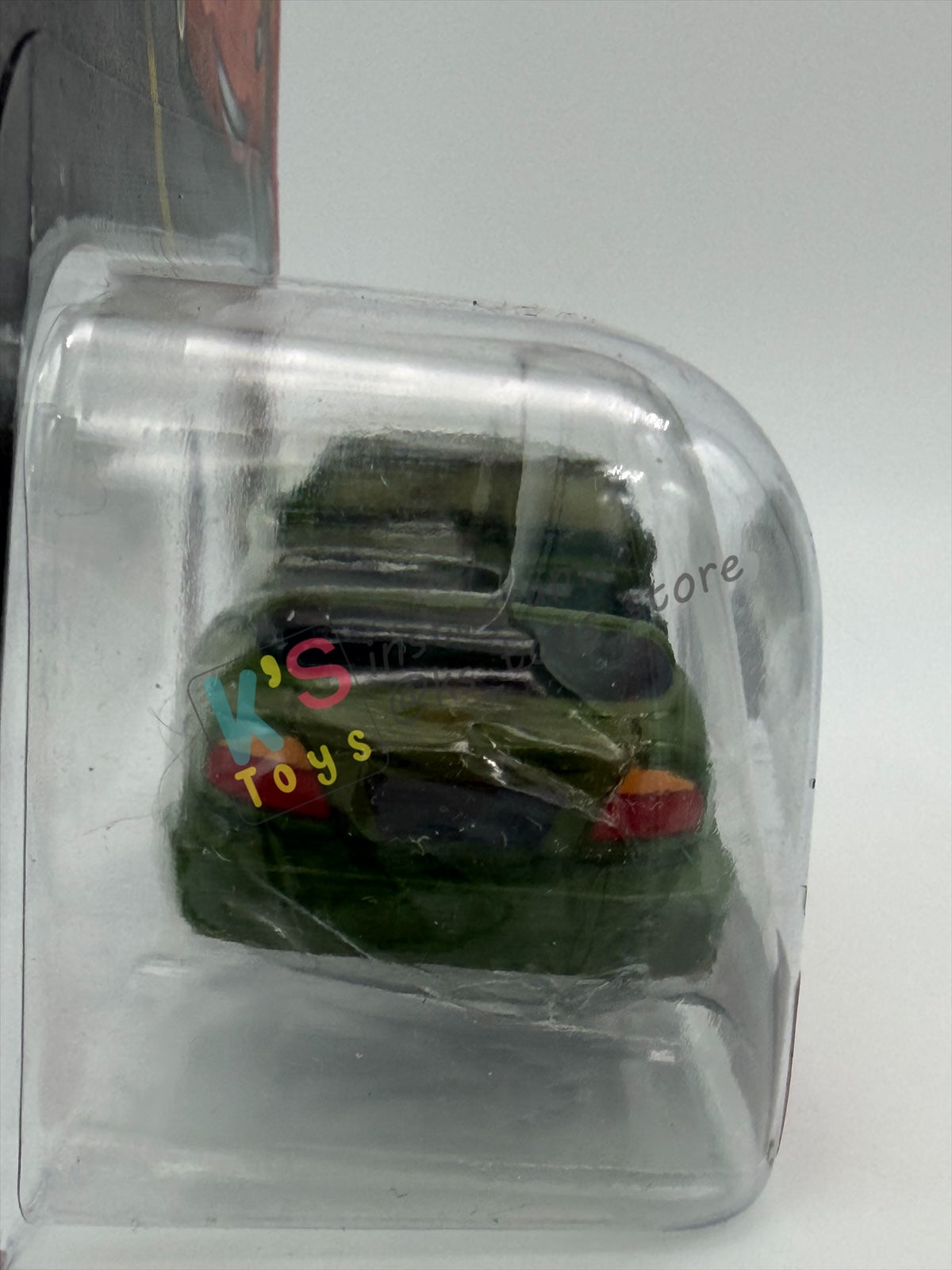 EXCLUSIVE DISNEY PARKS CARS LAND "RADIATOR SPRINGS RACER" GREEN - BNIP