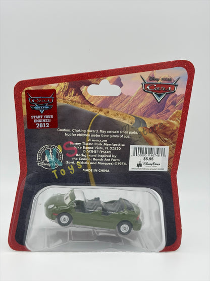 EXCLUSIVE DISNEY PARKS CARS LAND "RADIATOR SPRINGS RACER" GREEN - BNIP