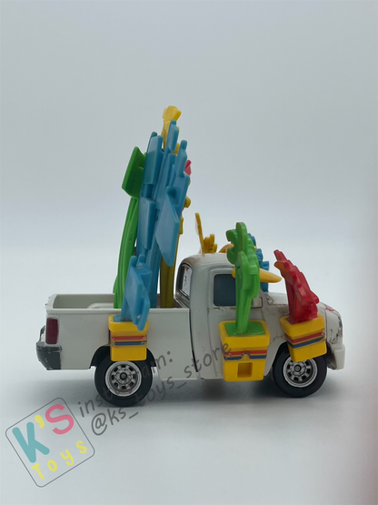 PRE-OWNED / LOOSE DISNEY PIXAR CARS - "BRIAN MOTOR SPARK - SOUVENIRS GUY" - CARS 1 SERIES, MEGA SIZE - PLAYED CONDITION
