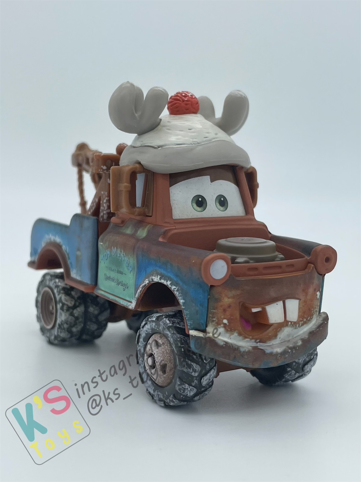 PRE-OWNED / LOOSE DISNEY PIXAR CARS - "REINDEER MATER" - MATER SAVES CHRISTMAS SERIES - DISPLAYED CONDITION